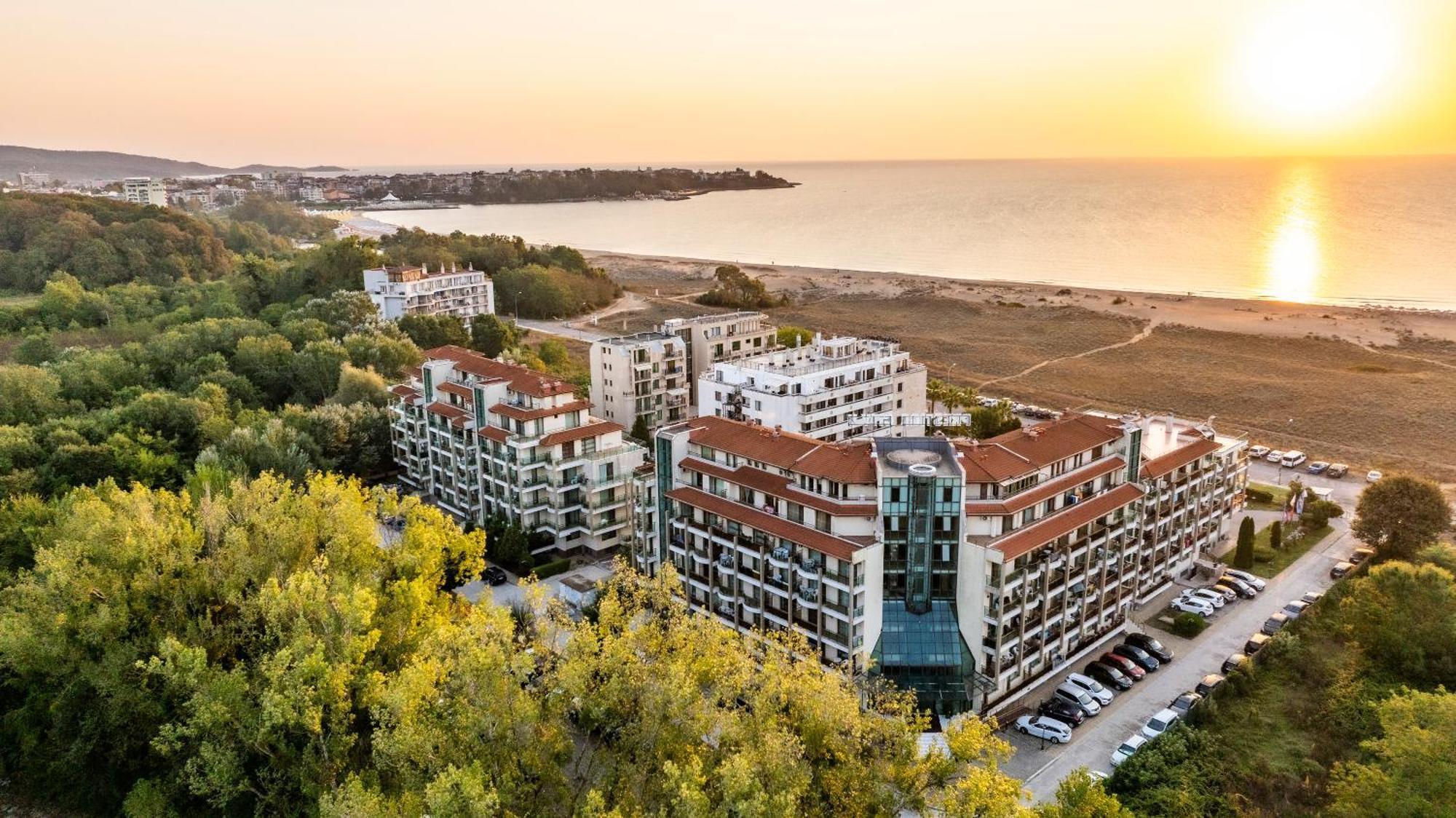 Aparthotel Hotel Prestige City II Πριμόρσκο Εξωτερικό φωτογραφία
