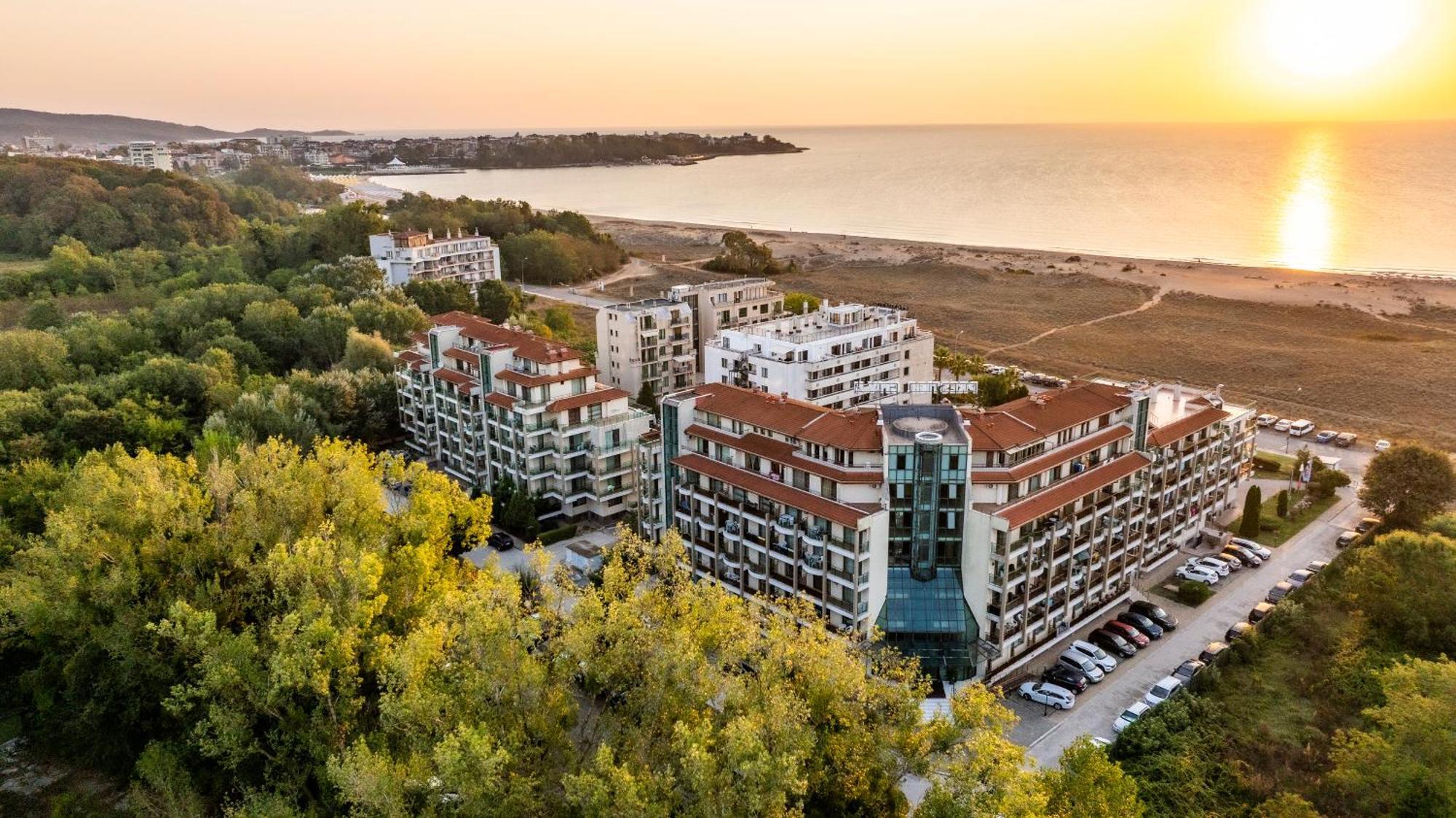 Aparthotel Hotel Prestige City II Πριμόρσκο Εξωτερικό φωτογραφία