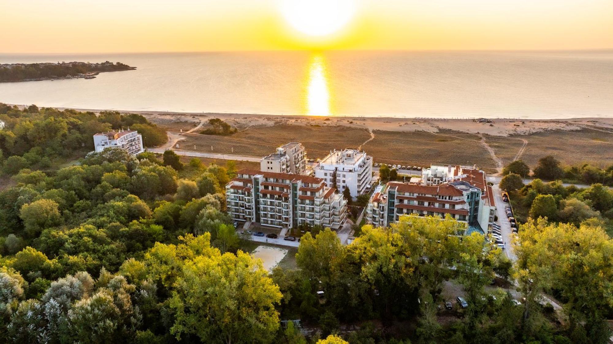Aparthotel Hotel Prestige City II Πριμόρσκο Εξωτερικό φωτογραφία