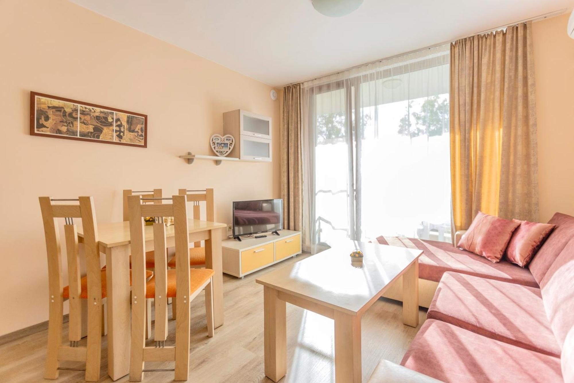 Aparthotel Hotel Prestige City II Πριμόρσκο Εξωτερικό φωτογραφία