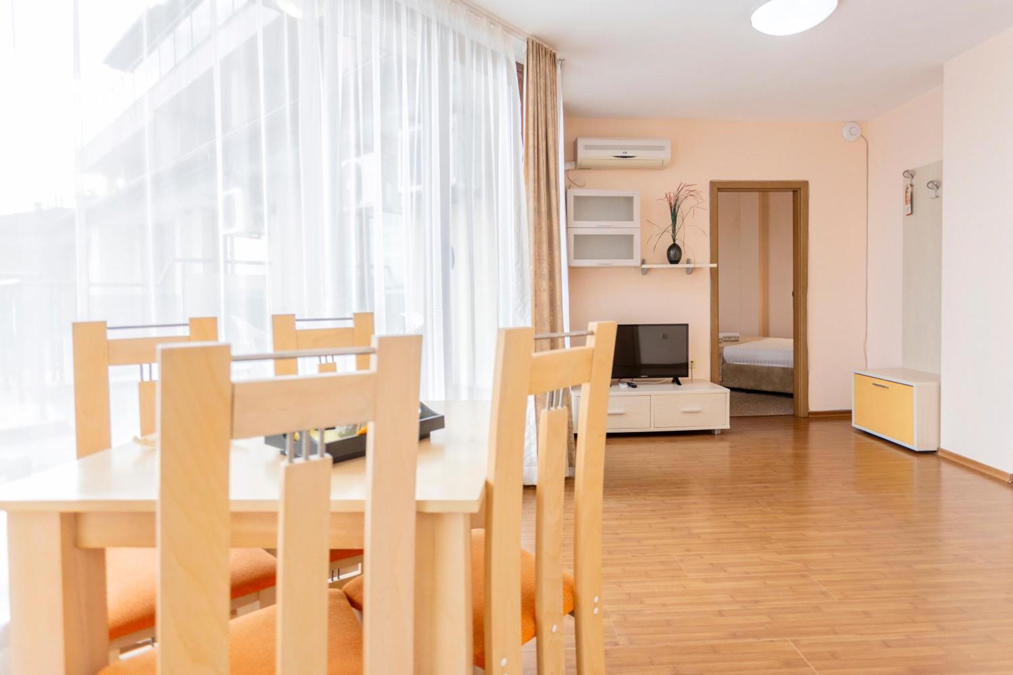 Aparthotel Hotel Prestige City II Πριμόρσκο Εξωτερικό φωτογραφία